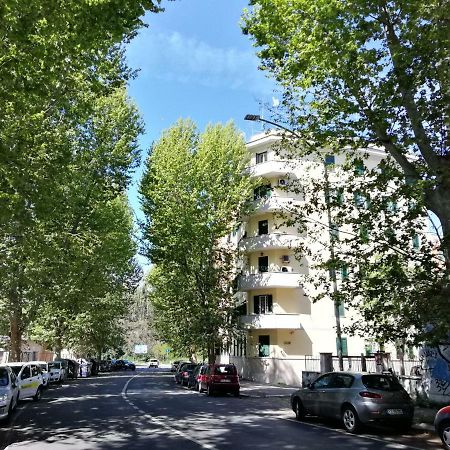 Ferienwohnung GARBATELLA'S in Rom Exterior foto